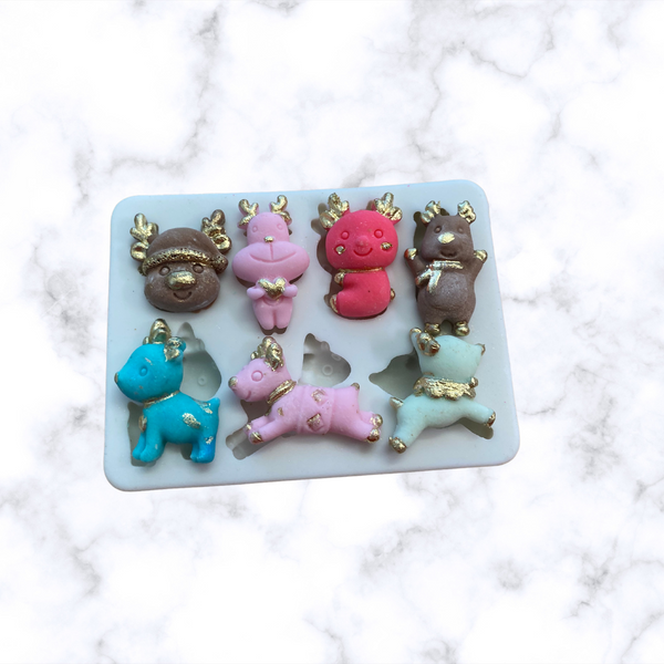 Christmas Reindeer and Friends 7-Cavity Silicone Mold