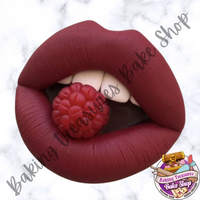 LIPS - Lips with raspberry